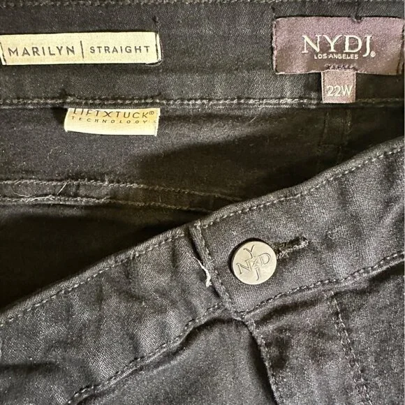 NYDJ Women's Black Marilyn Straight Jeans Size 22W - Picture 9 of 9